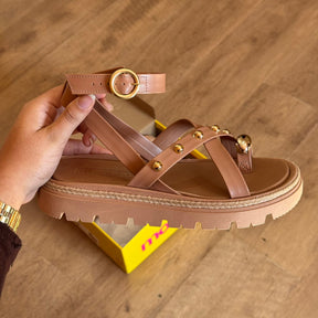 Sandália Moleca Tratorada Detalhe Dourado 5504.213