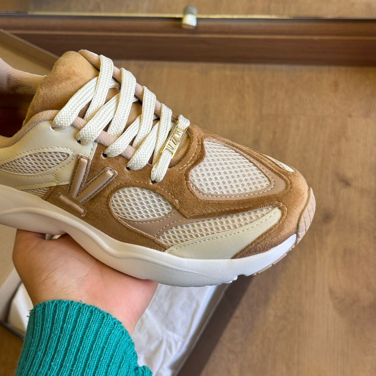 Tênis Vizzano Suede Detalhe Marca 1440.110