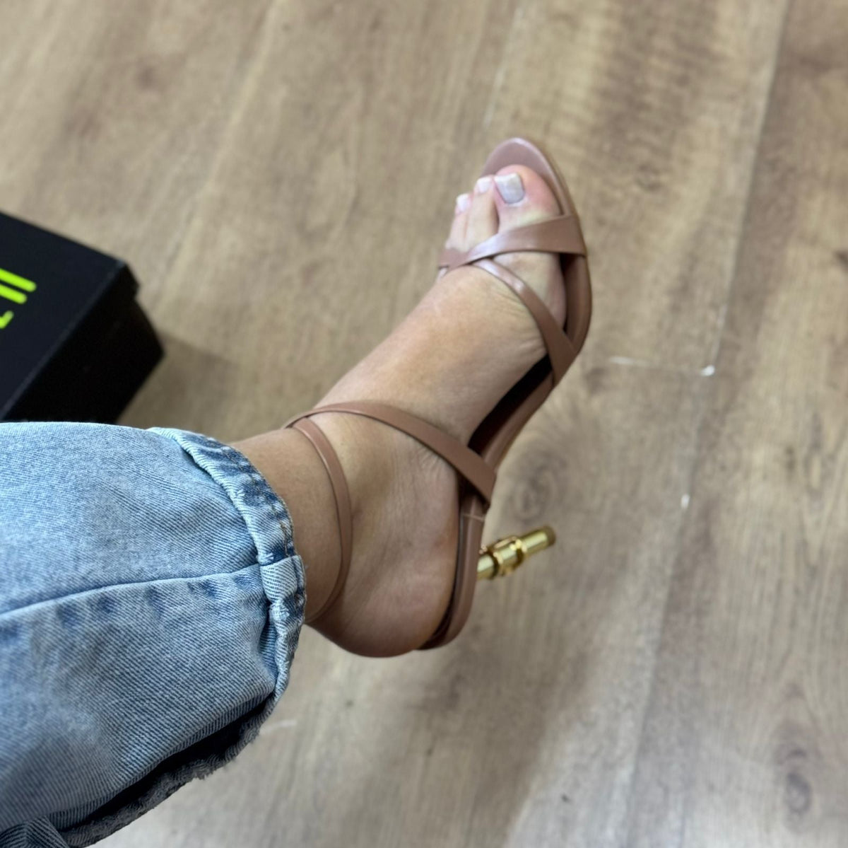 Salto Santa Lolla Fino Dourado 0936.547D.033B