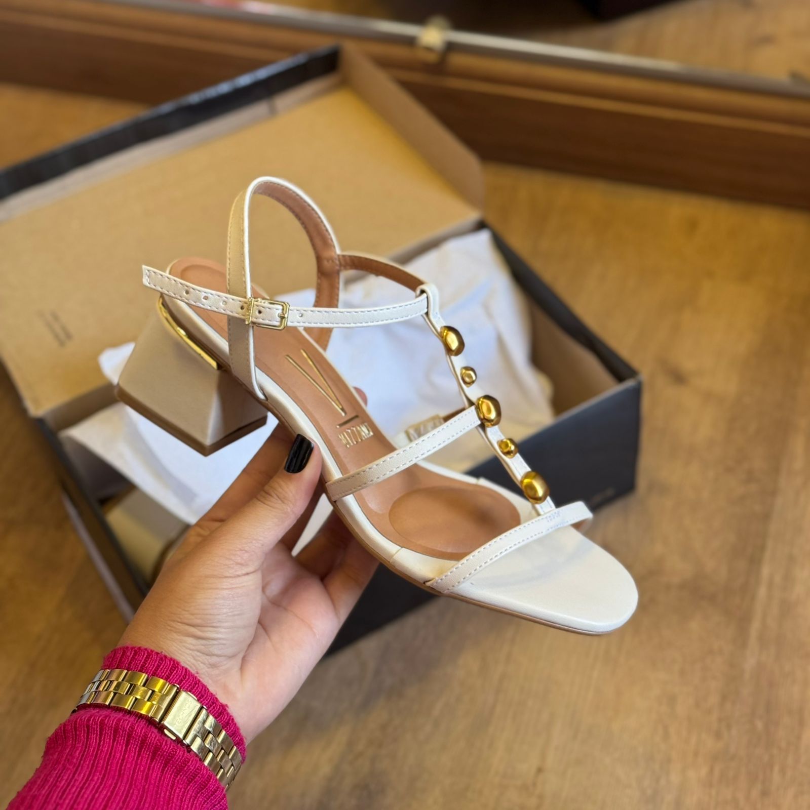 Sandália Vizzano Caminho de Ouro 6428.153