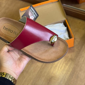 Sandália Papete Beira Rio Detalhe Dourado no Dedo 8524.110