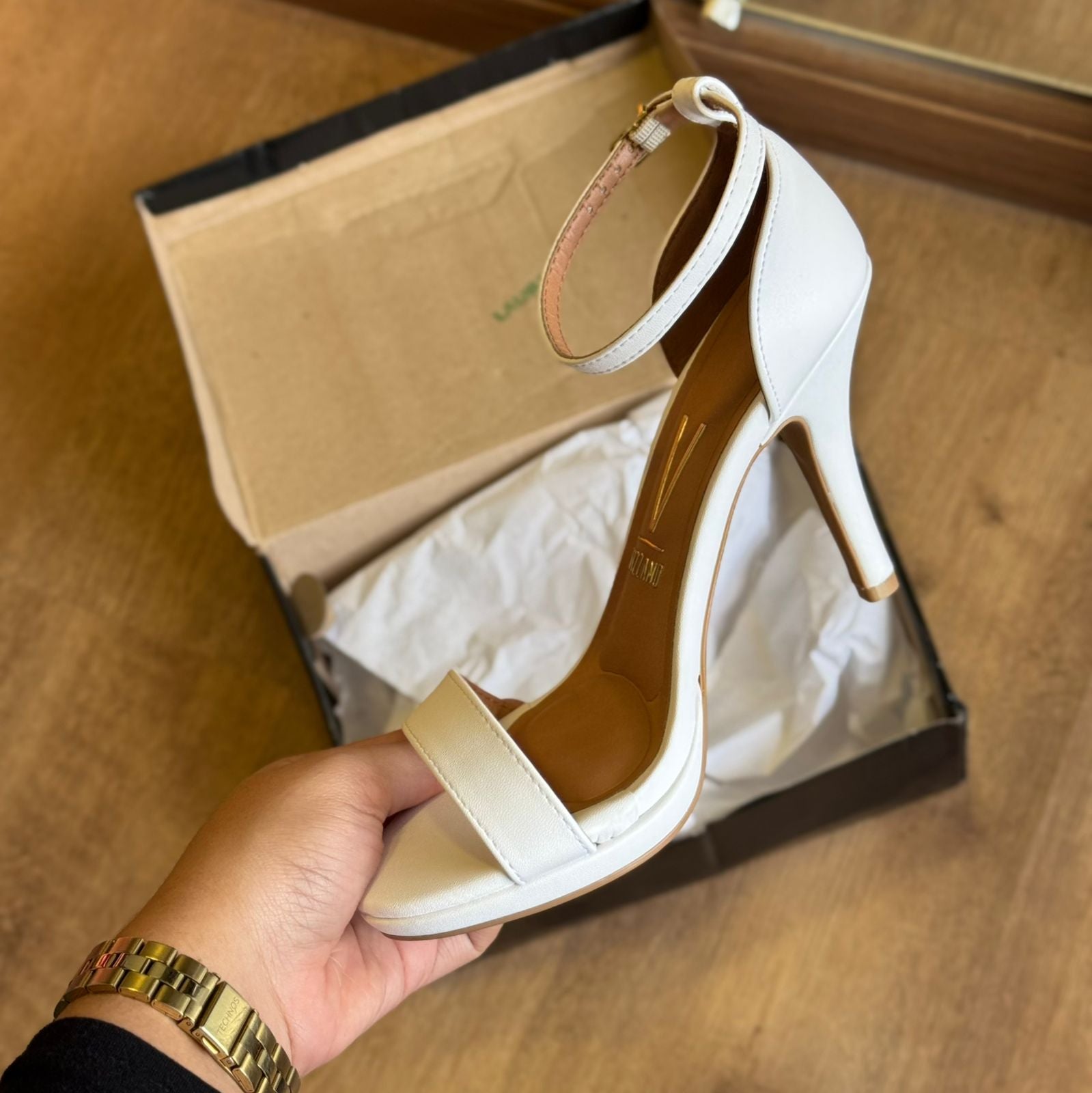 Salto Vizzano Fino com Ajuste 6210.655.7286