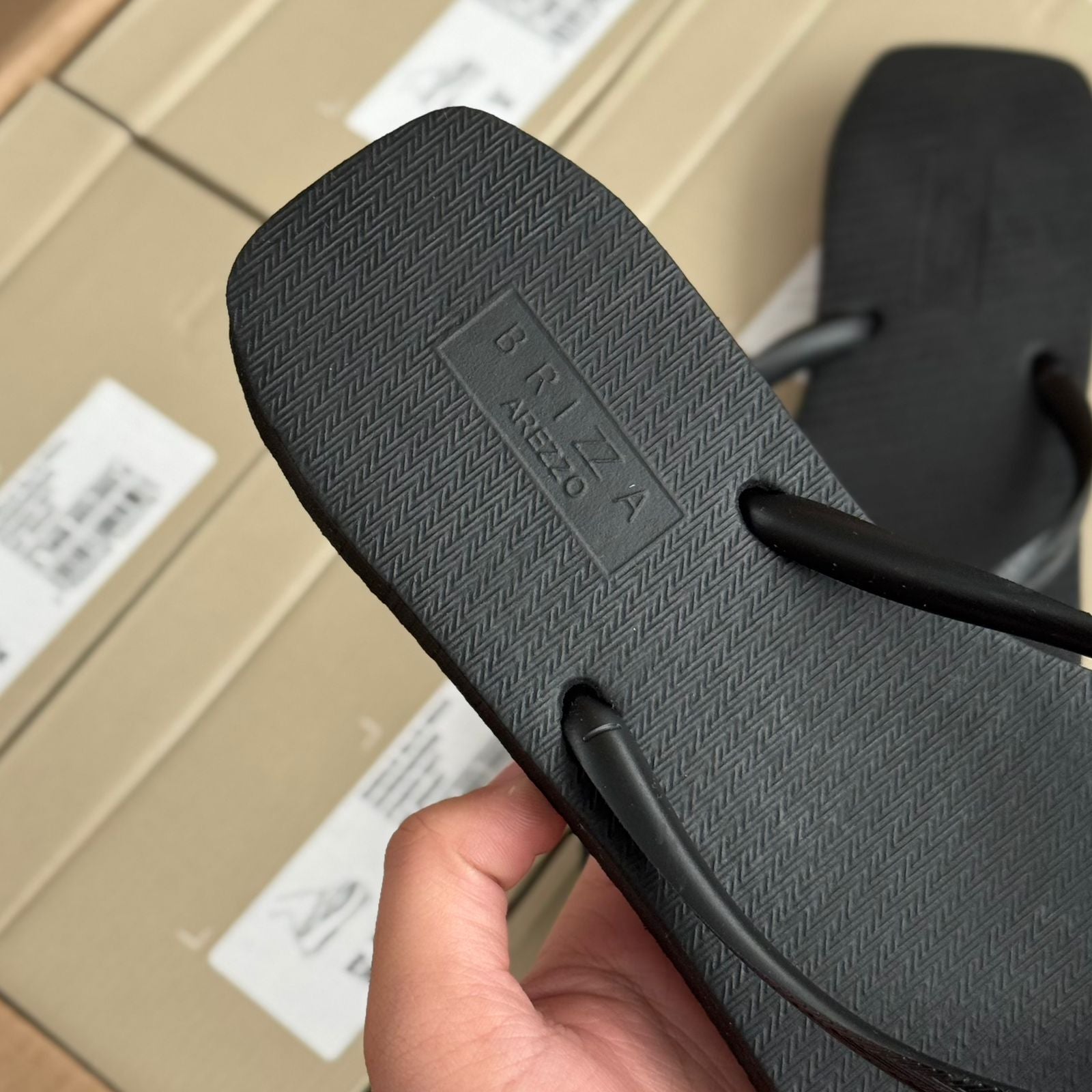 Chinelo de Dedo Bico Folha Brizza Z191460001