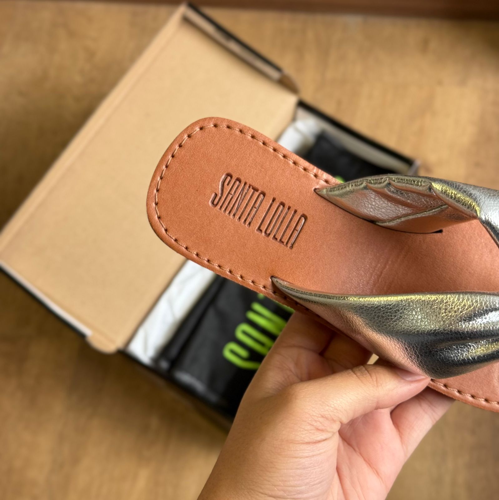 Rasteira Santa Lolla Ecoform Crinkle 0472.4C5F.02D8