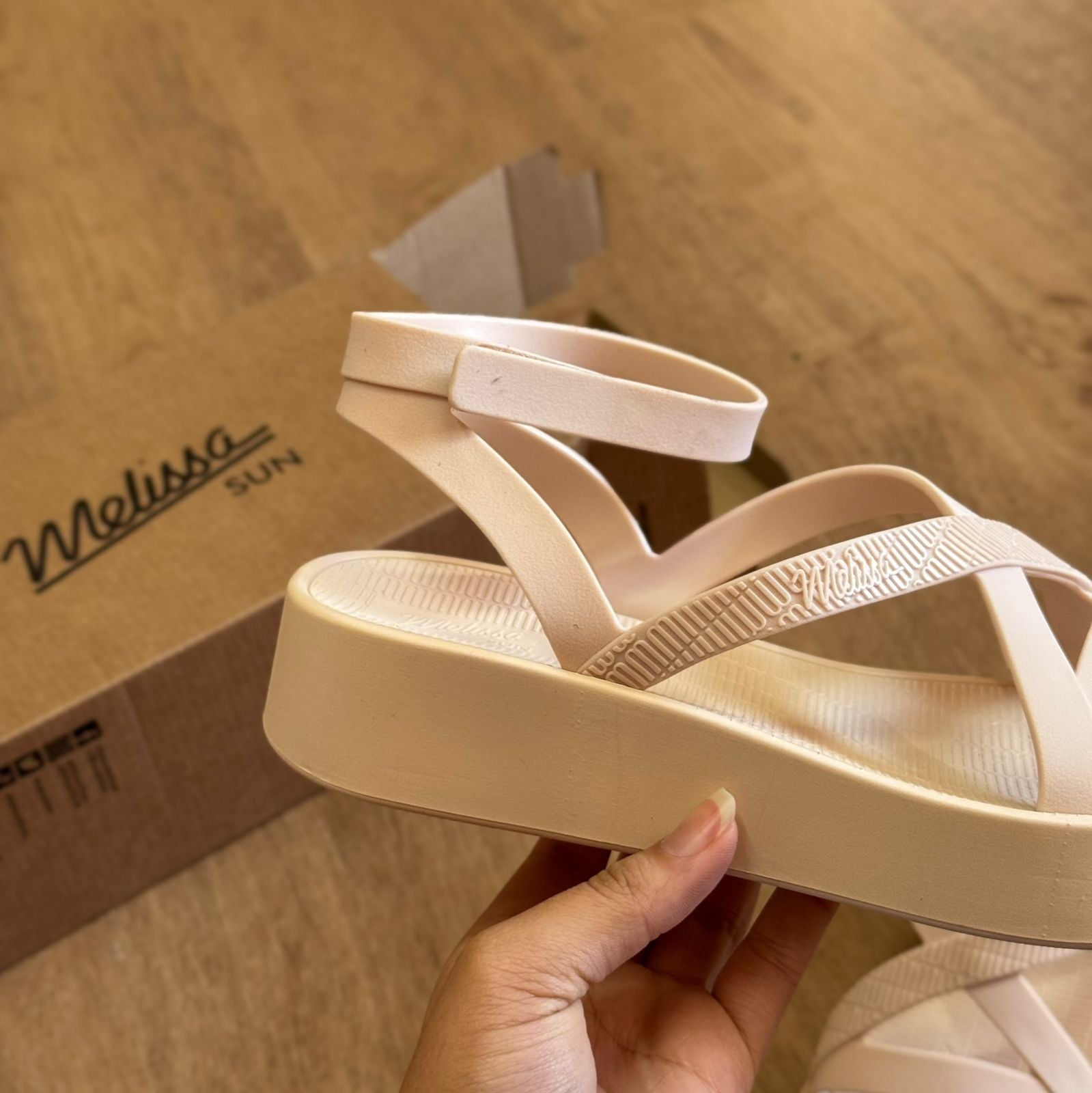 Sandália Melissa Sun Barra Platform 36065