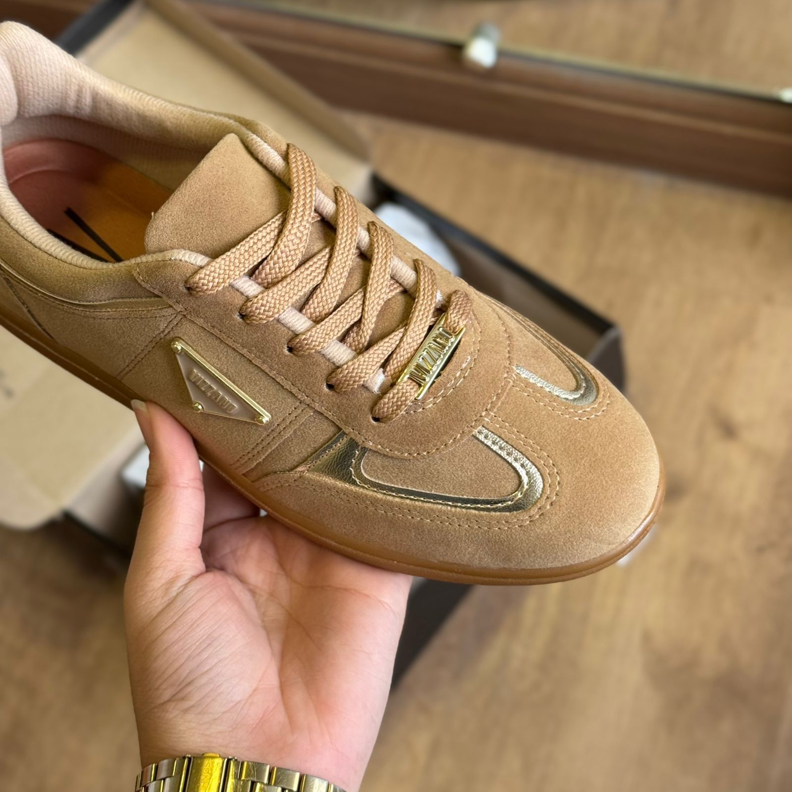 Tênis Vizzano Detalhe da Marca 1430.113