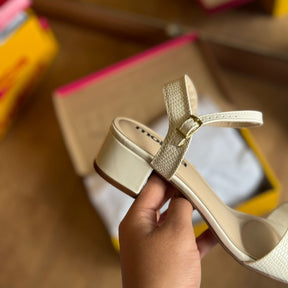 Sandália Moleca Salto Bloco 5259.805