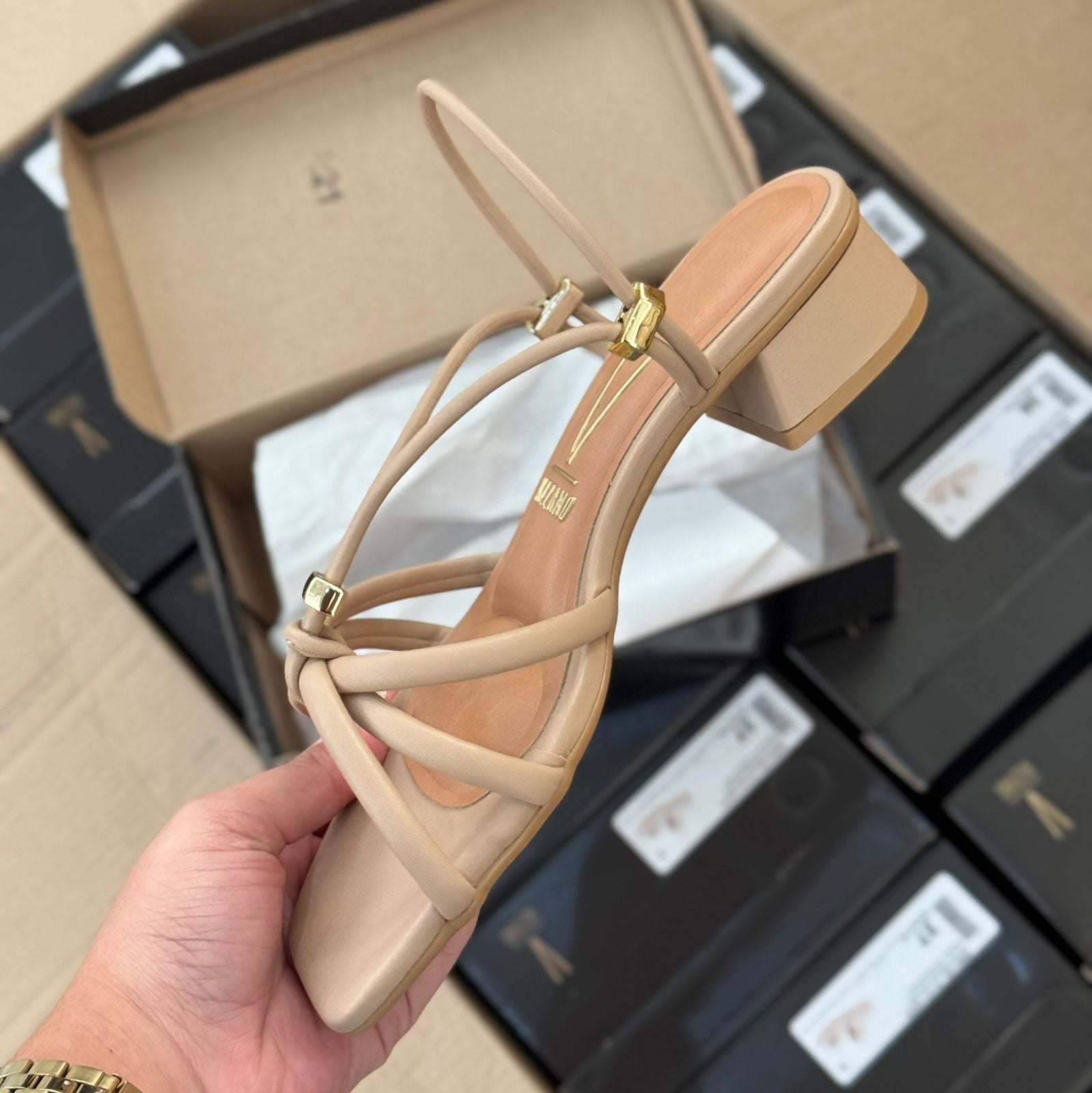 Sandália Vizzano Salto Baixo Tiras Finas 6454.129