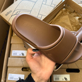 Sandália Melissa Free Puff Slide 37722