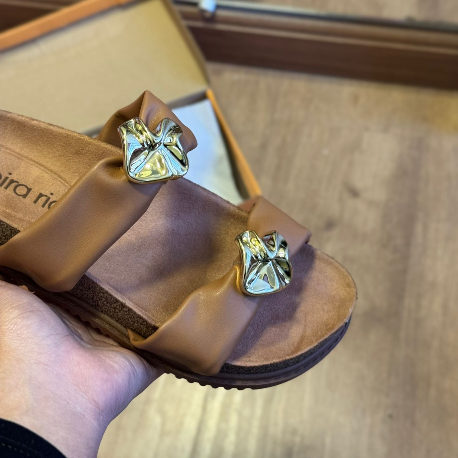 Sandália Beira Rio Pepita de Ouro 8523.115