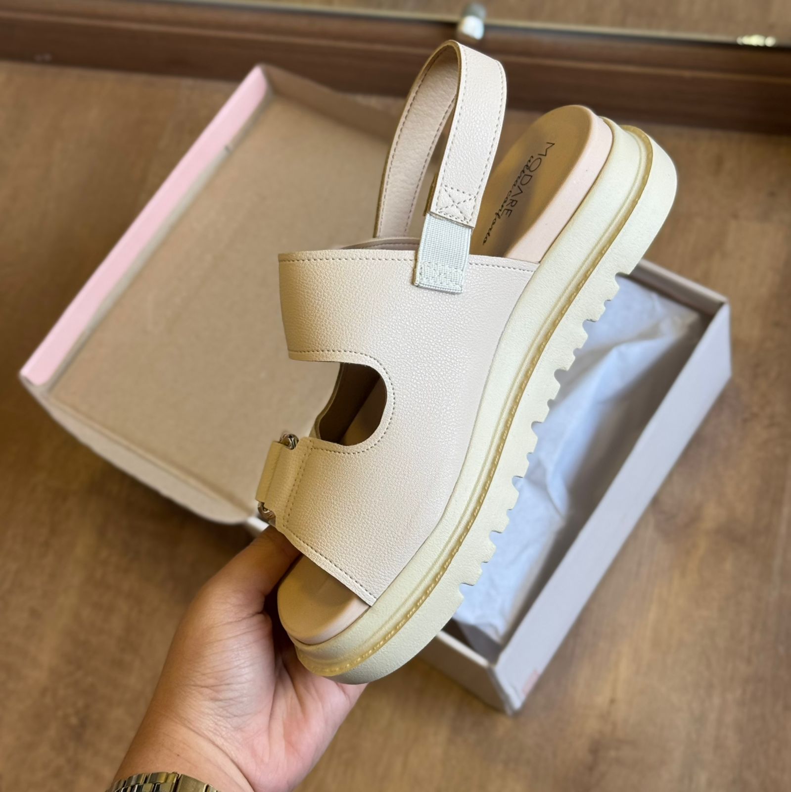 Sandália Modare Espelho Dourado 7200.102