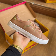 Tênis Moleca Detalhes Dourados 5667.646