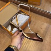 Scarpin Beira Rio Bico Fino Detalhe Dourado 4076.1320