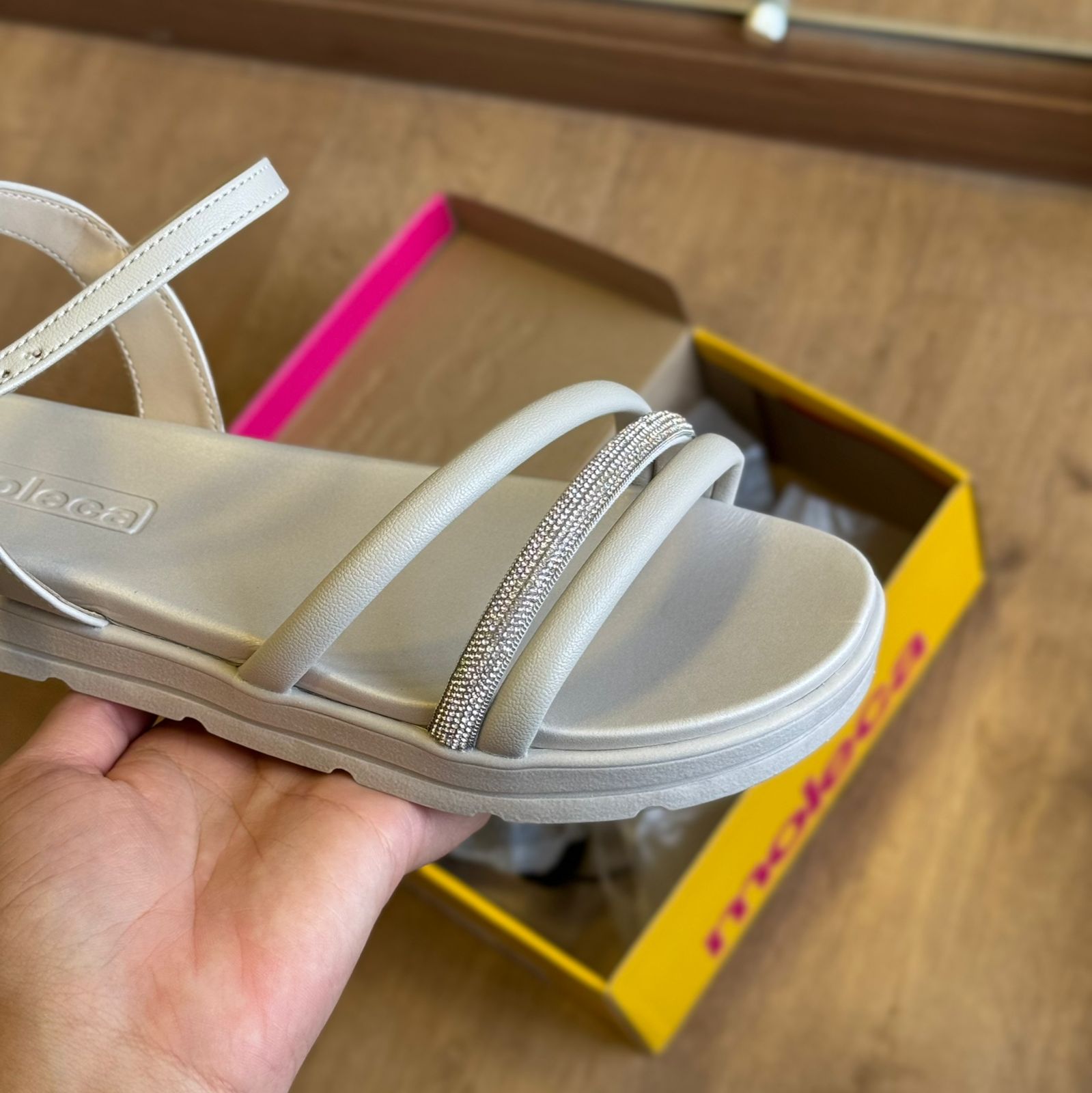 Sandália Moleca Casual Fita Prateada 5490.120