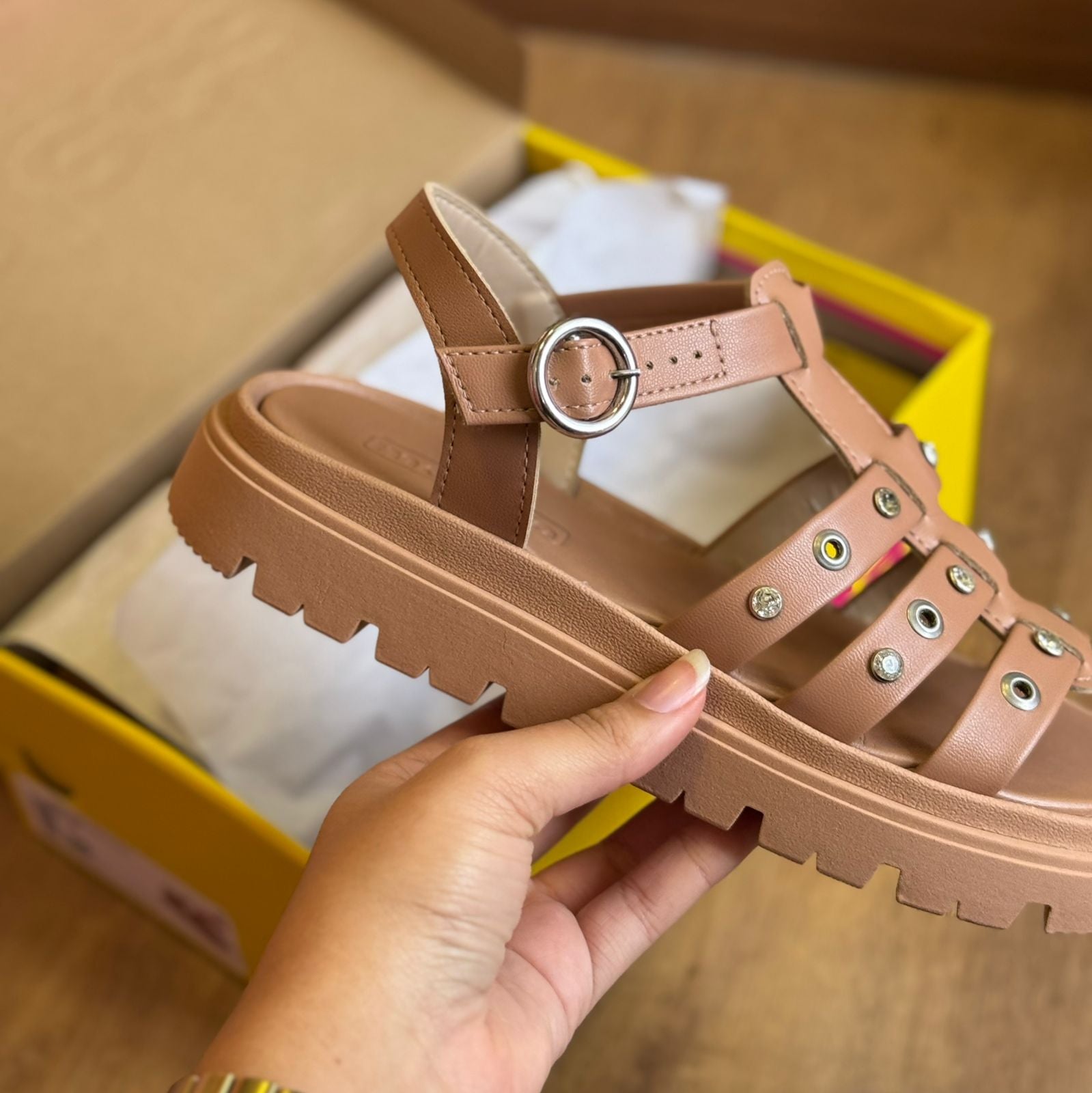 Sandália Moleca Tiras Finas 5504.115