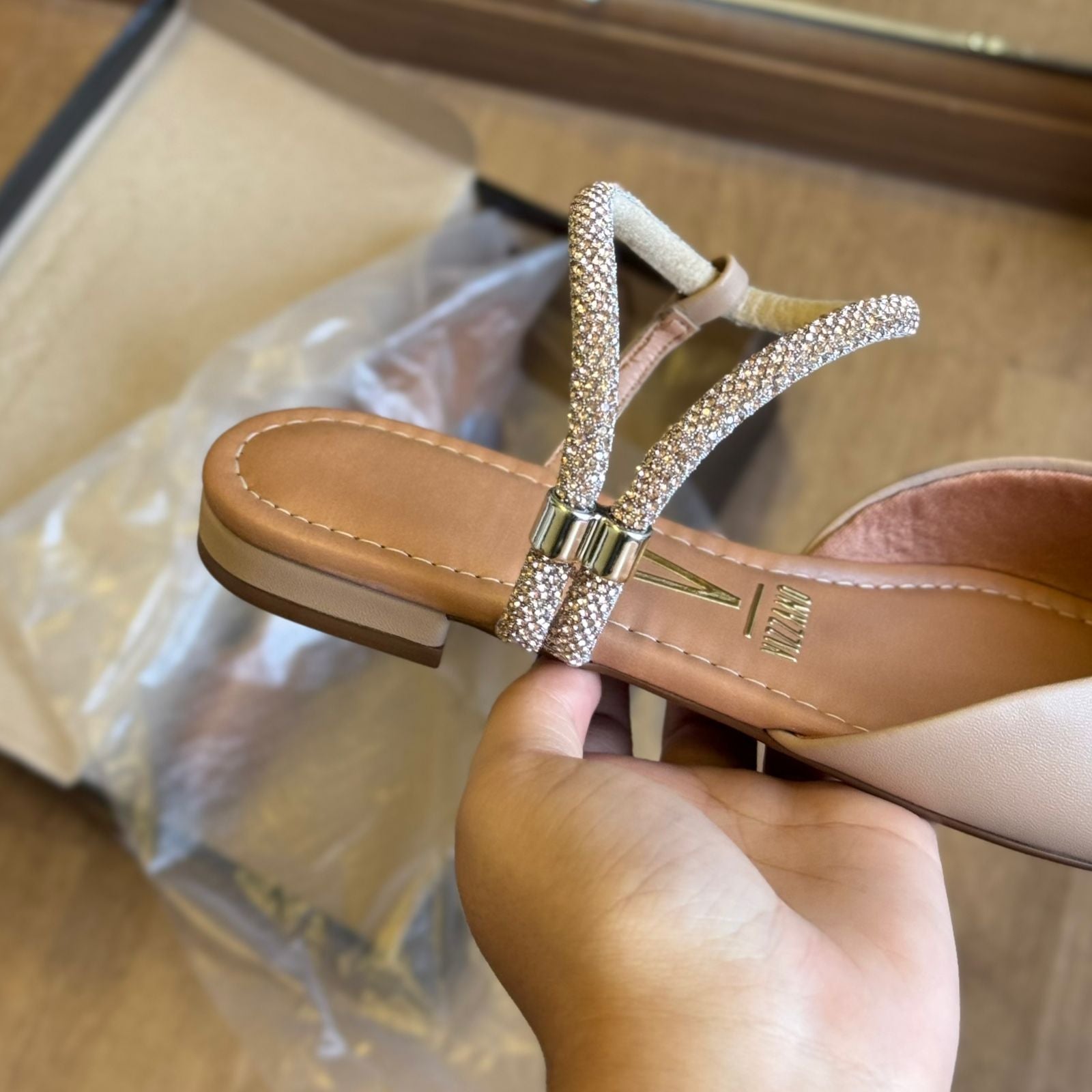 Sandália Vizzano Rasteira Bico Fino 1206.1003