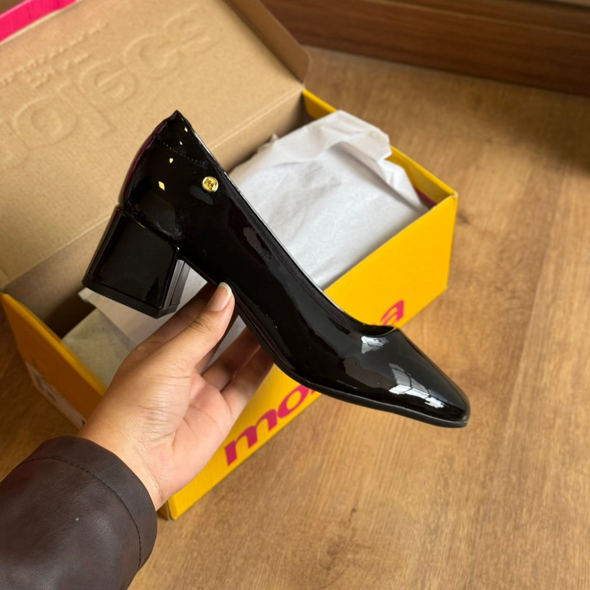 Sapato Moleca Salto Bloco 5822.100