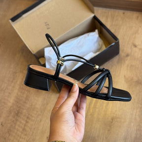 Sandália Vizzano Salto Baixo Tiras Finas 6454.129