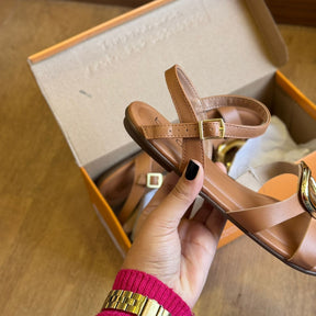 Sandália Rasteira Beira Rio Circulo Dourado nas Tiras 8367.872