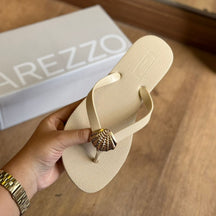 Chinelo Arezzo Brizza Detalhe de Concha Z190260107