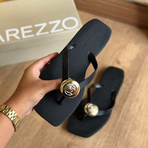 Chinelo de Dedo Arezzo Square Tiras Largas Z190270213