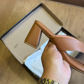 Sandália Vizzano Quadrado Dourado 6530.104