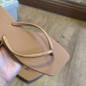 Chinelo Arezzo de Dedo Tiras Finas 191680001