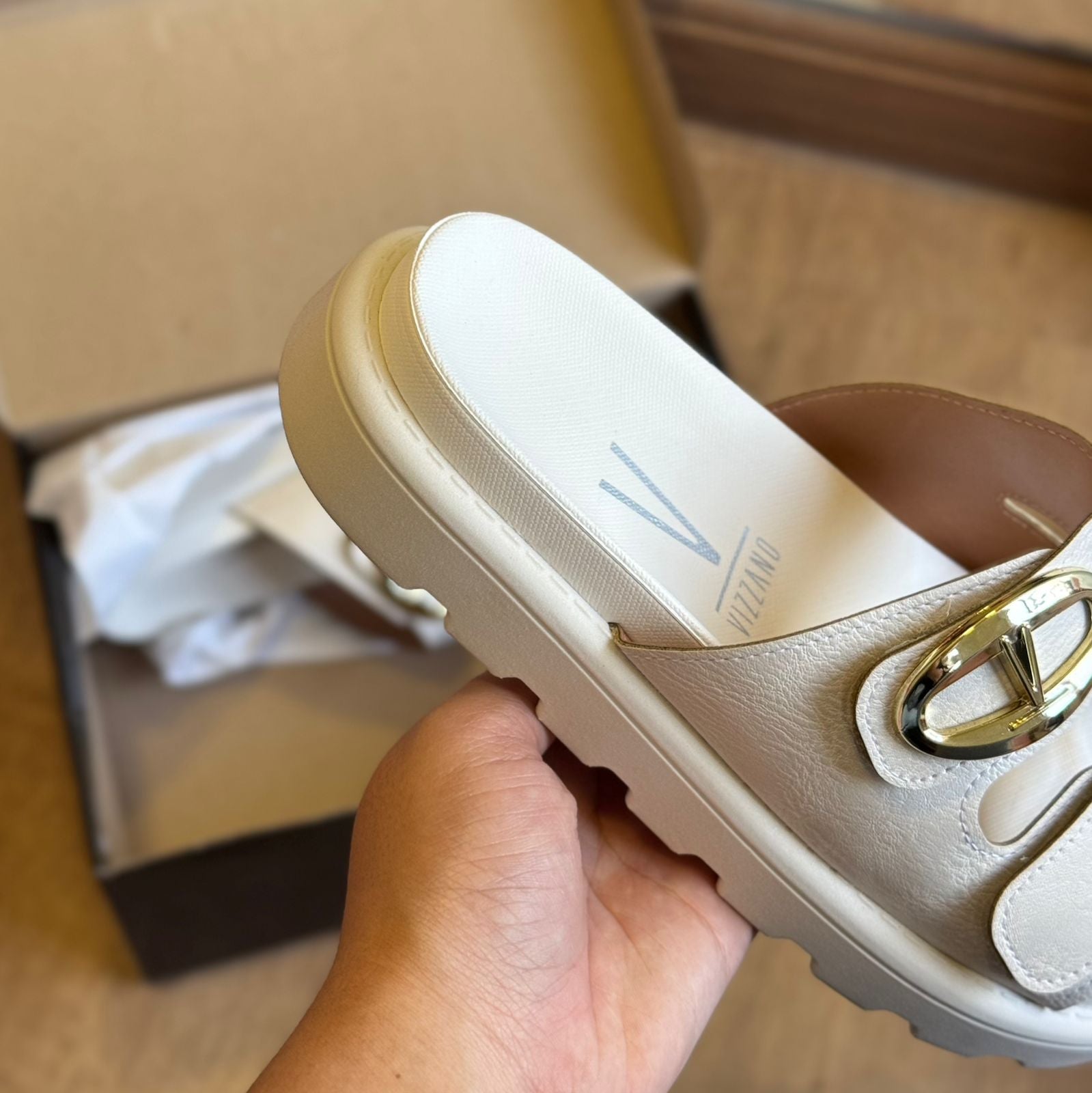 Sandália Vizzano Olhos de Ouro 6510.115