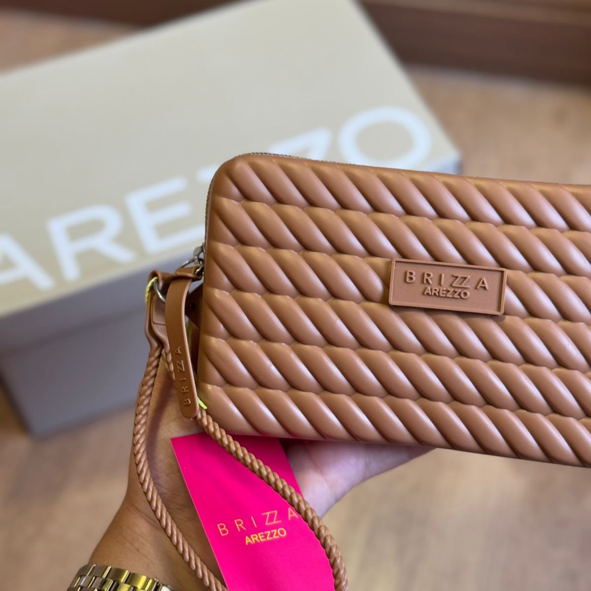 Bolsa Arezzo Pequena Metalizada Alça Marrocos Z195070007