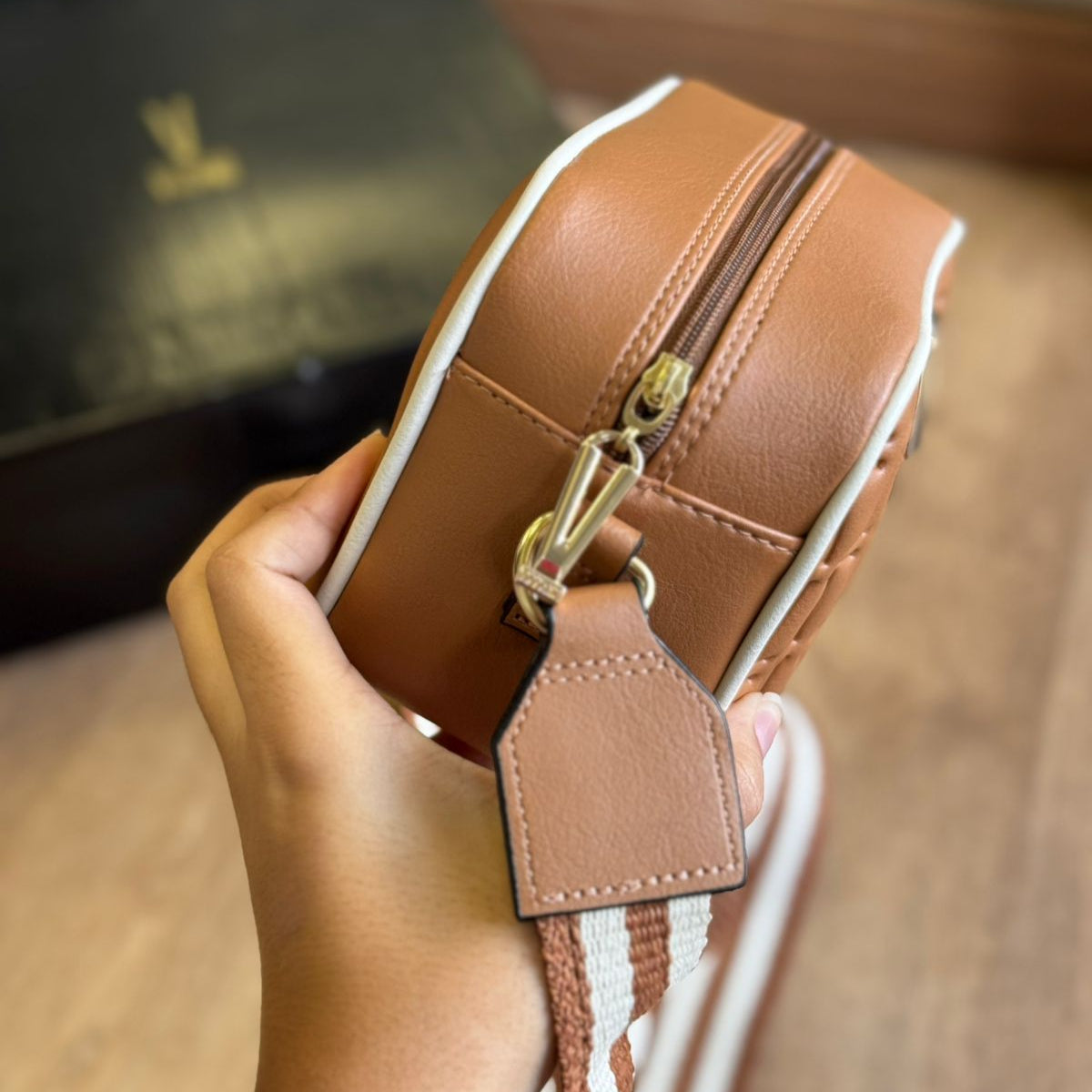 Bolsa Vizzano Alça Transversal 10003.13