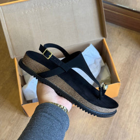 Sandália Beira Rio Plataforma Detalhe Dourado 8524.109