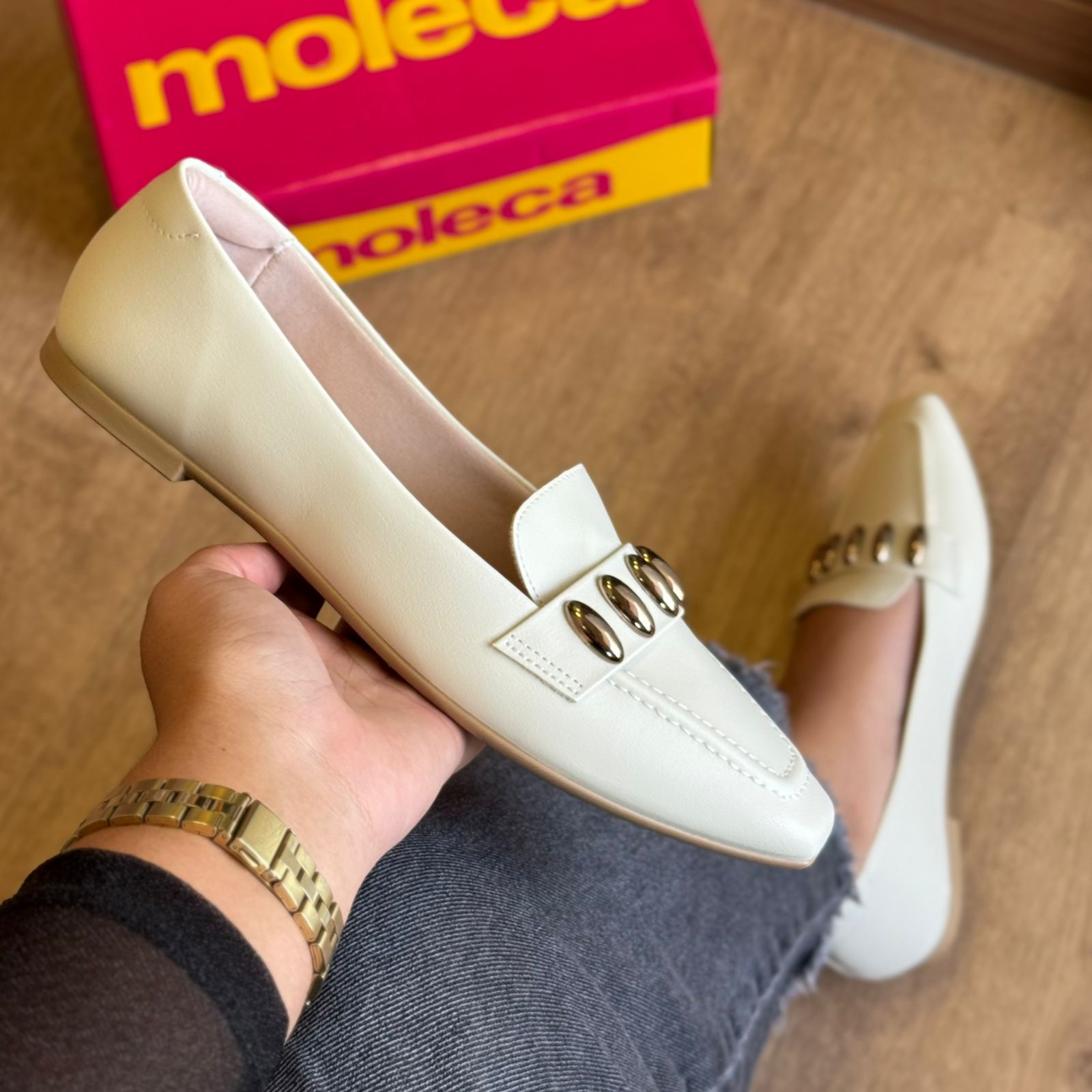 Sapatilha Moleca Pontilhado Dourado 5821.106