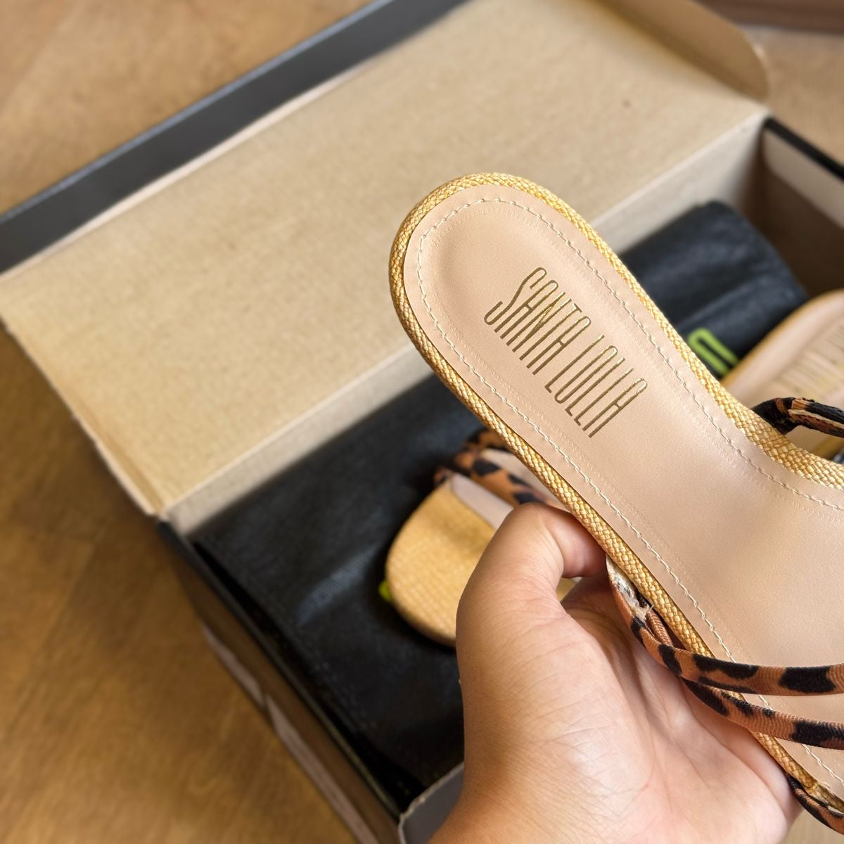 Sandália Santa Lolla Rasteira 086C.4C78