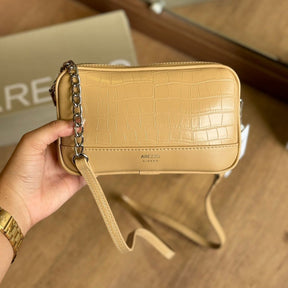 Bolsa Arezzo Pequena Corrente Basic A500110670
