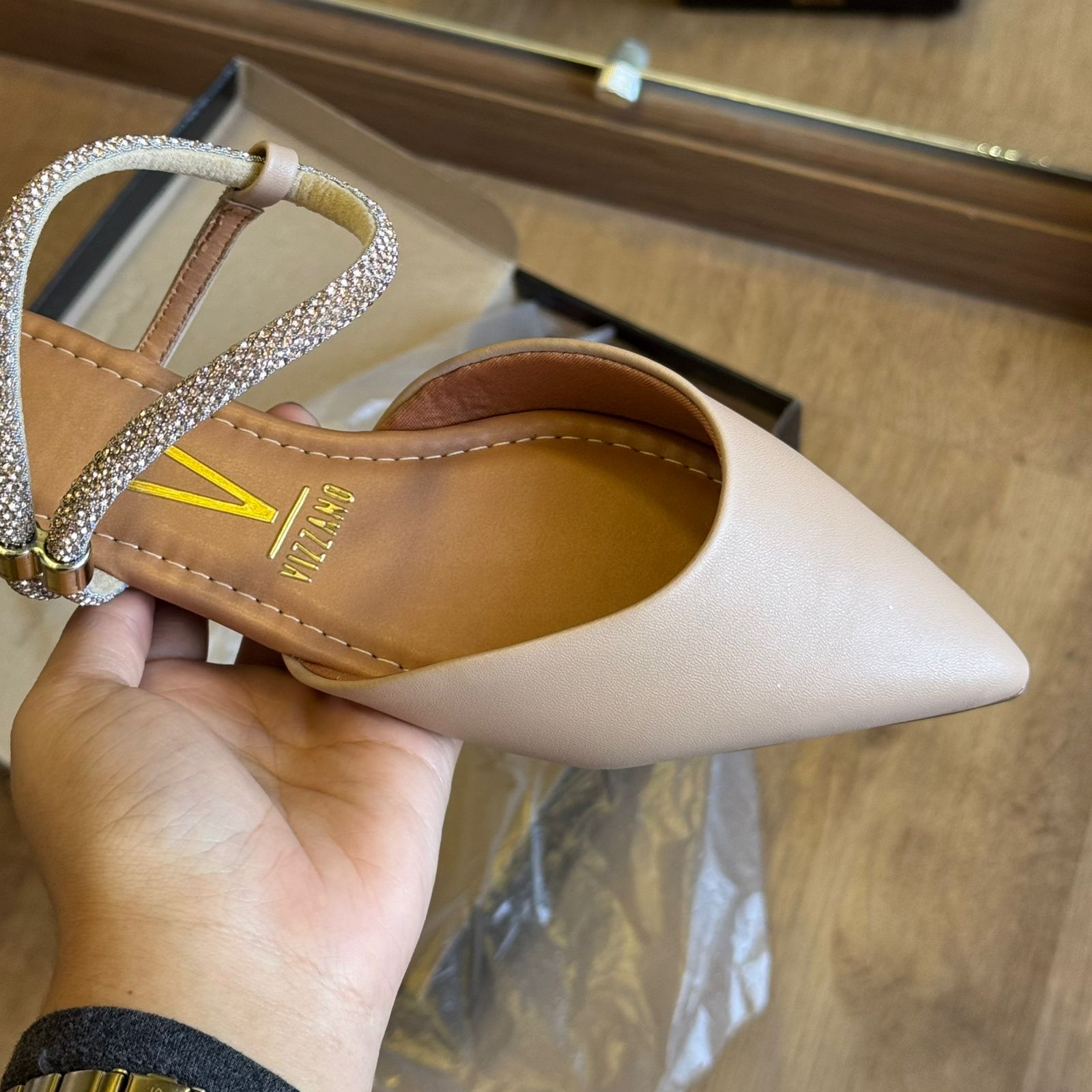 Sandália Vizzano Rasteira Bico Fino 1206.1003