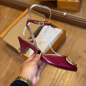 Scarpin Beira Rio Bico Fino Detalhe Dourado 4076.1320