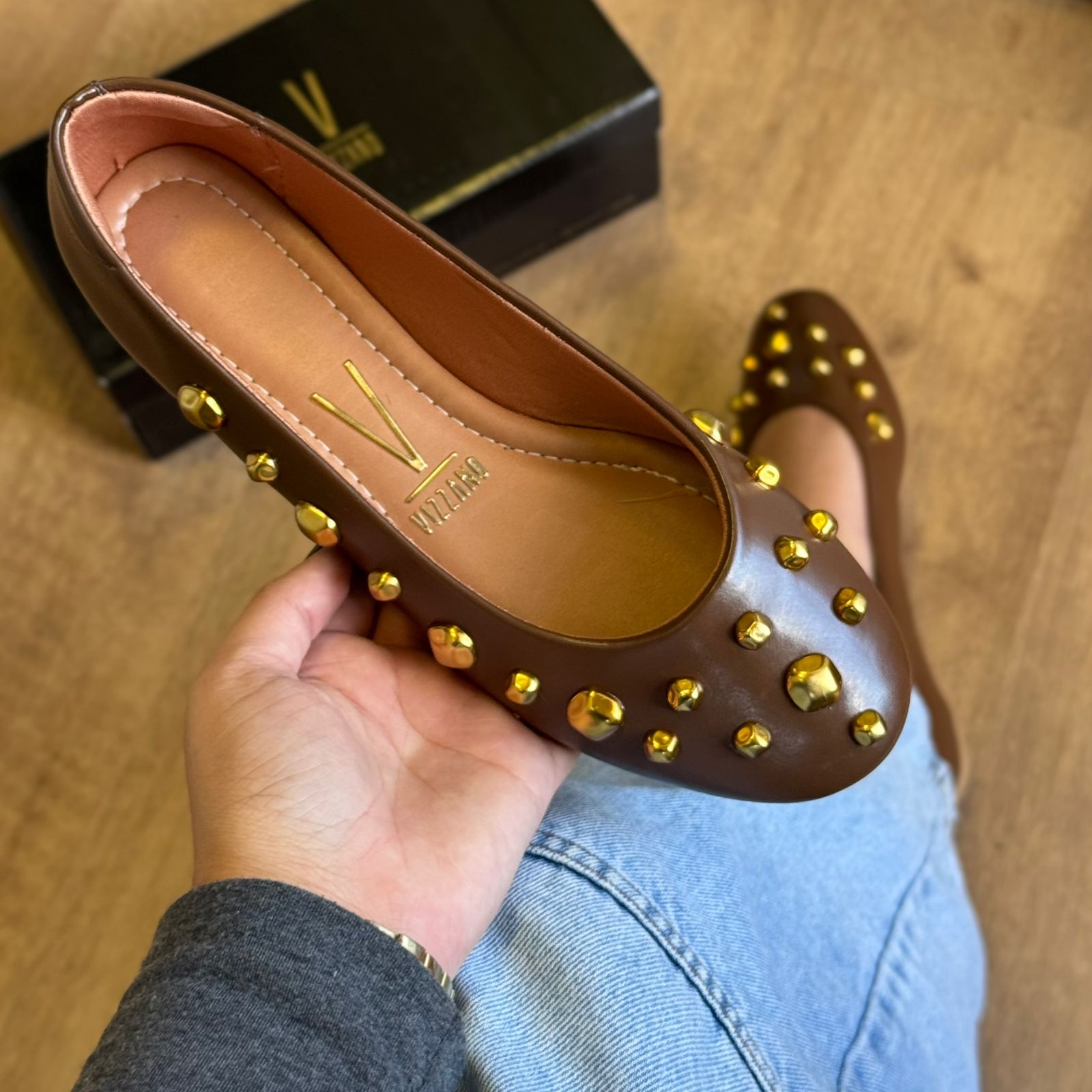 Sapatilha Vizzano Pedrarias Douradas 1443.111