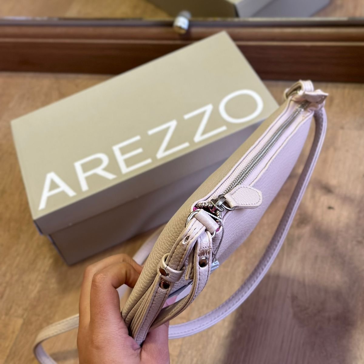 Bolsa Tiracolo Arezzo Luisa Cúrcuma A500230503