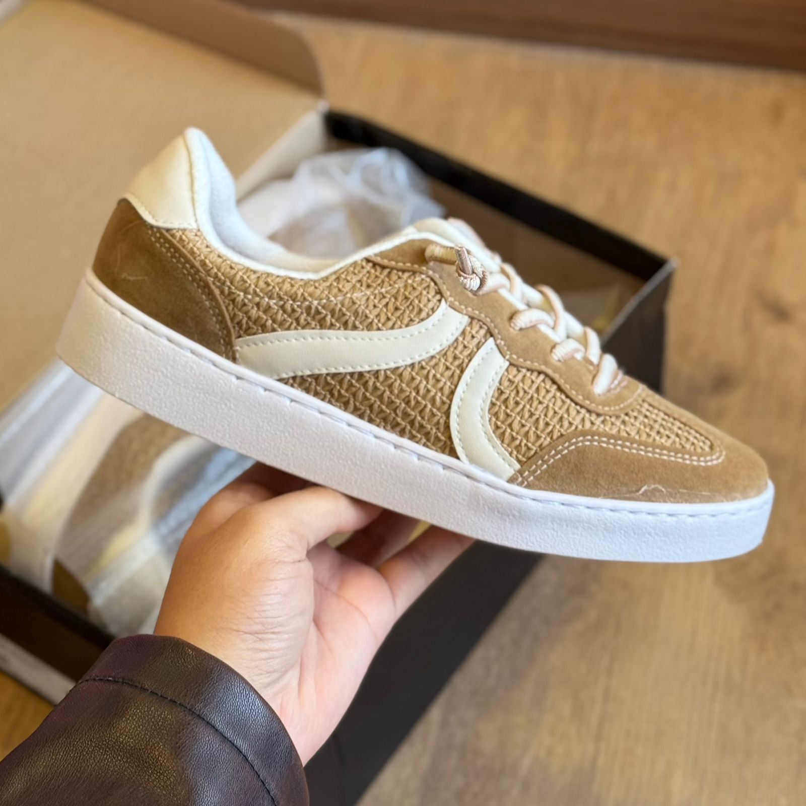 Tênis Vizzano Tramado e Pelica 1214.1070