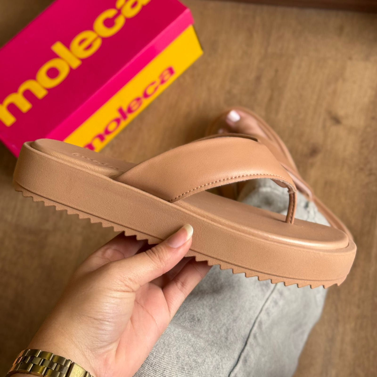 Chinelo de Dedo Moleca FlatForm 5489.100