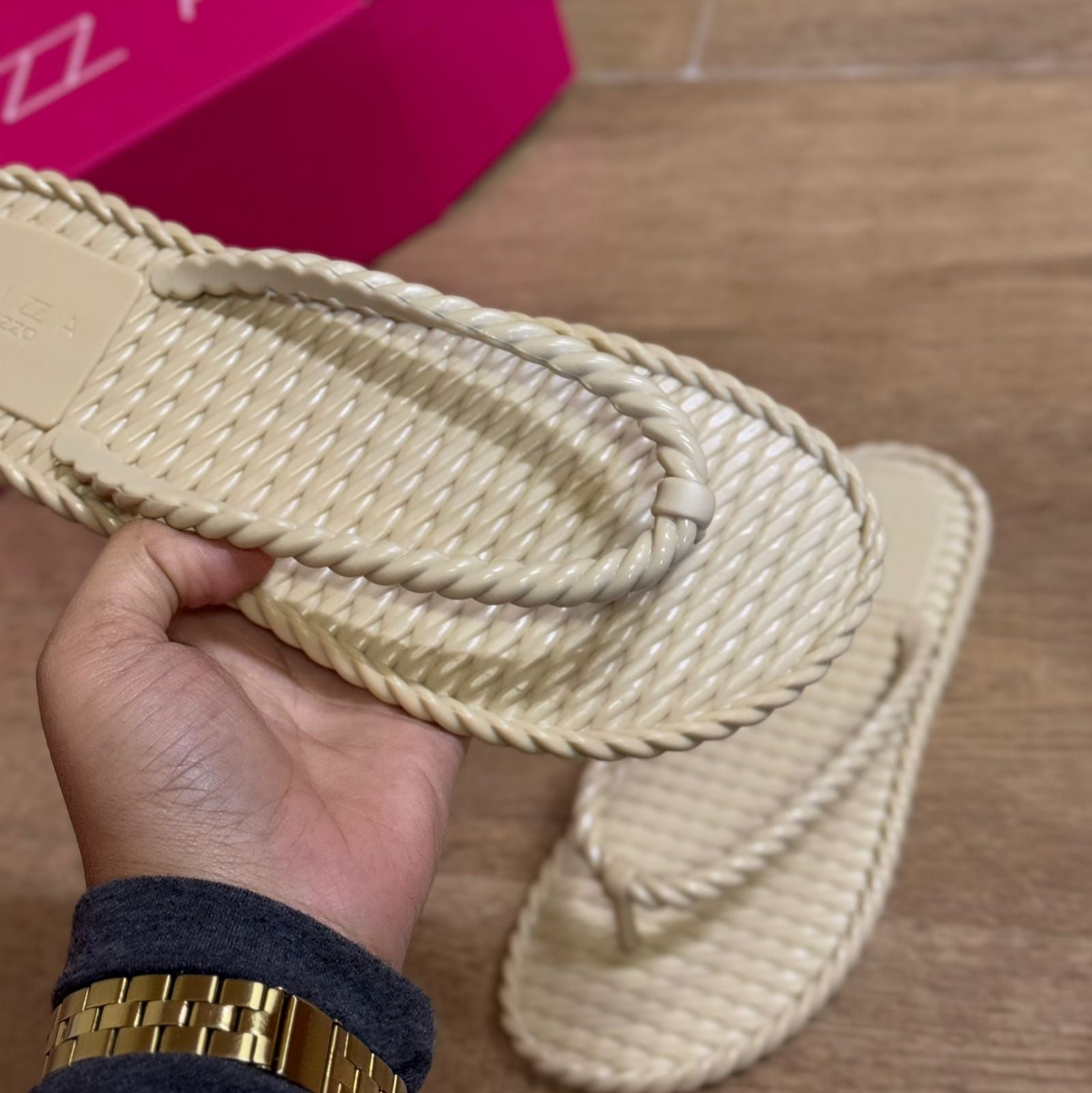 Sandália Arezzo Rasteira Marrocos Z191700001