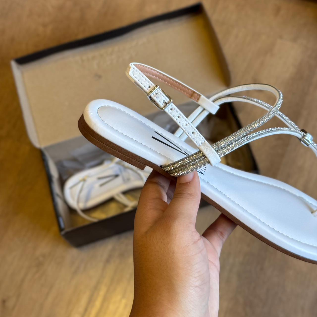 Sandália Rasteira Vizzano Tira com Strass 6371.395