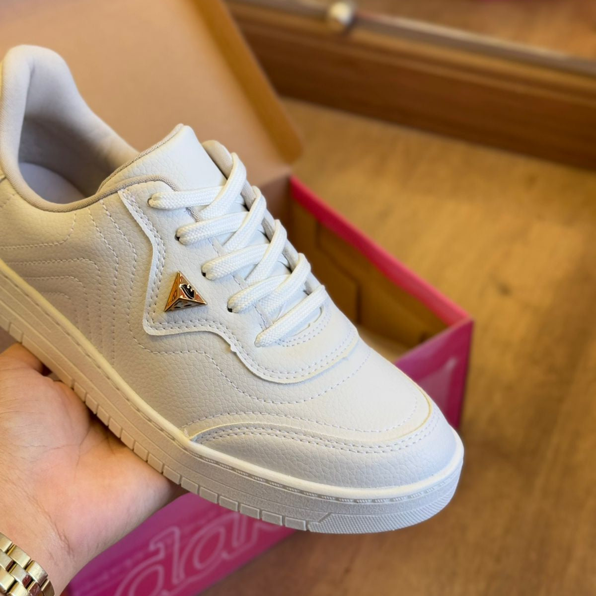 Tênis Dakota Casual Triângulo Dourado DA794