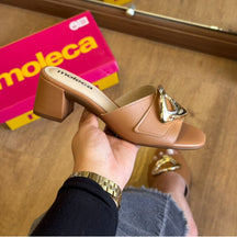 Salto Moleca Bloco Detalhe Dourado 5496.117