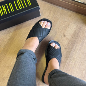 Rasteira Santa Lolla Bico Quadrado Tiras Cruzadas Gorgurão 0472.381B.01B2