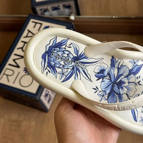 Chinelo de Dedo Farm Canoa J100580021