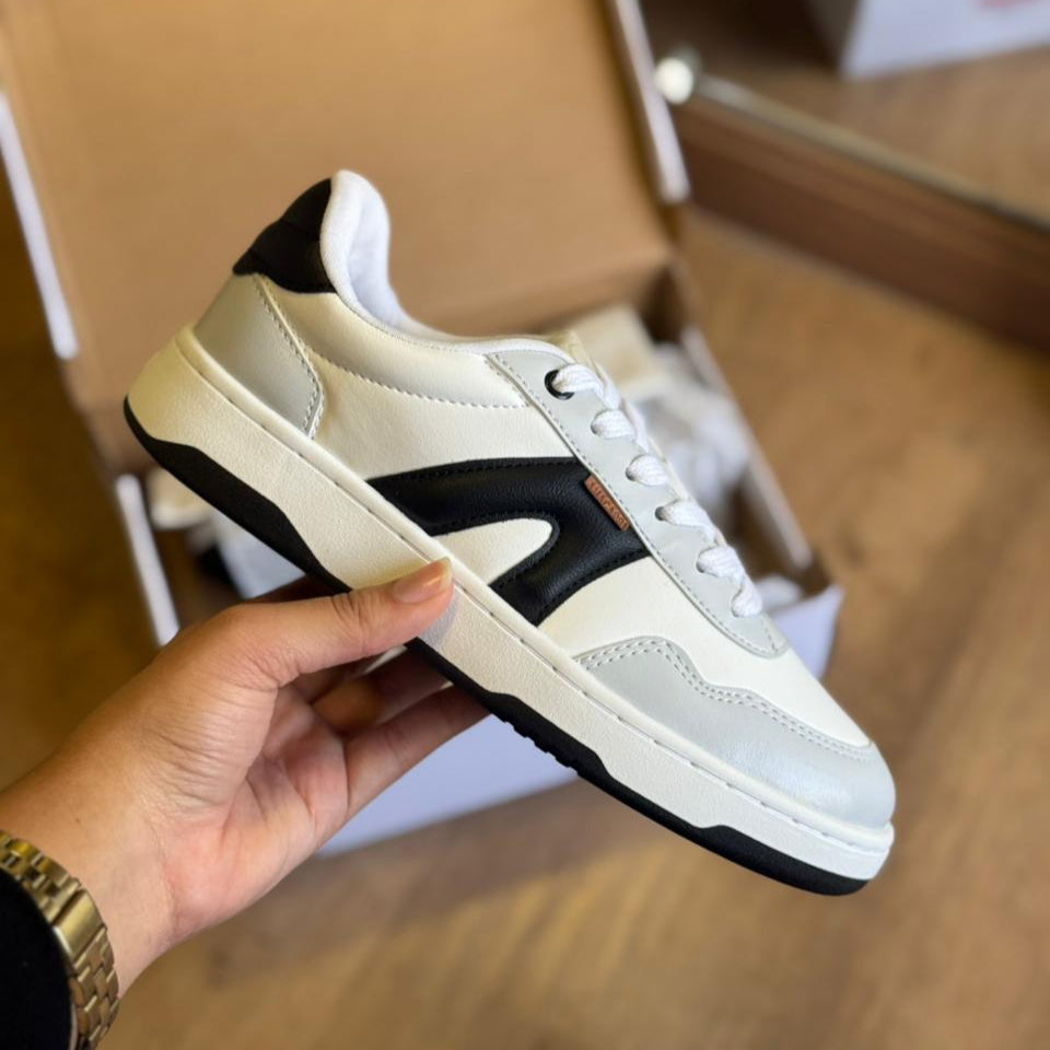 Tênis Ana Capri Adulto AC1119 Collab Virginia C306500002