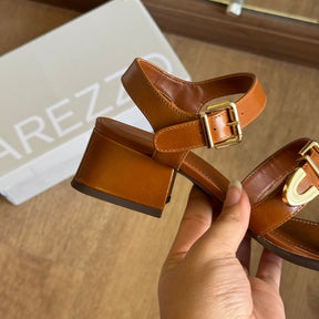 Salto Arezzo Couro Bloco Tiras Fivelas A136660002