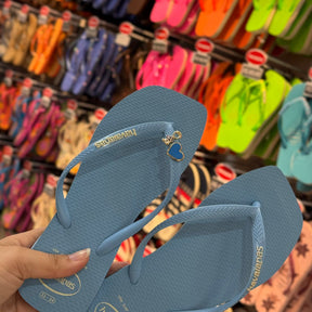 Havaianas Square Logo Pop Up + Pins Filhos e Coração