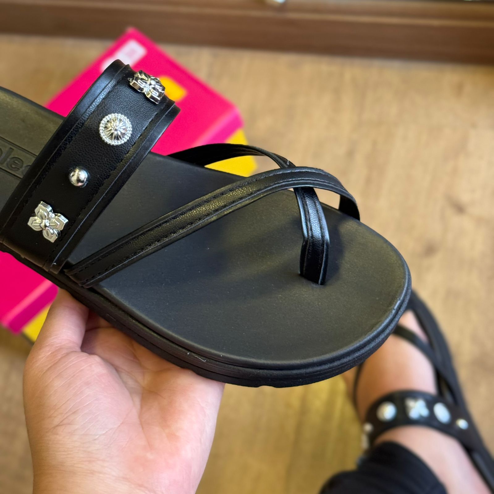 Sandália Moleca Detalhes em Prata 5490.125